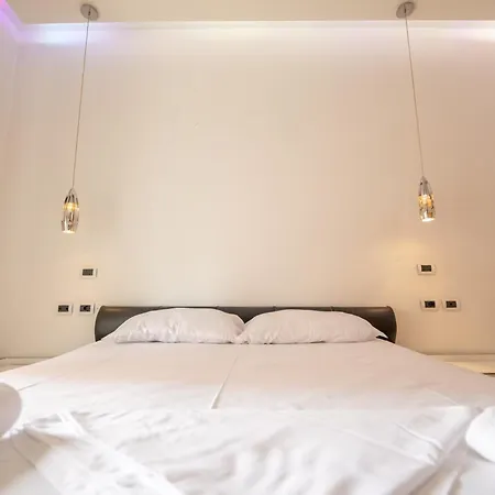 Lejlighed Tirent Apartment-spacious 2-bedroom In Delijorgji
