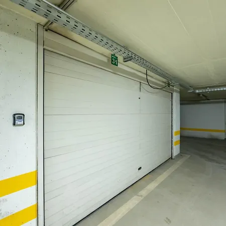 Apartment Tirent Apartment-spacious 2-bedroom In Delijorgji *