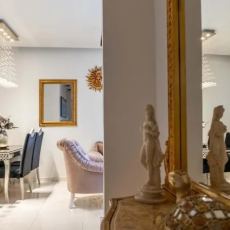 Tirent Apartment-spacious 2-bedroom In Delijorgji *