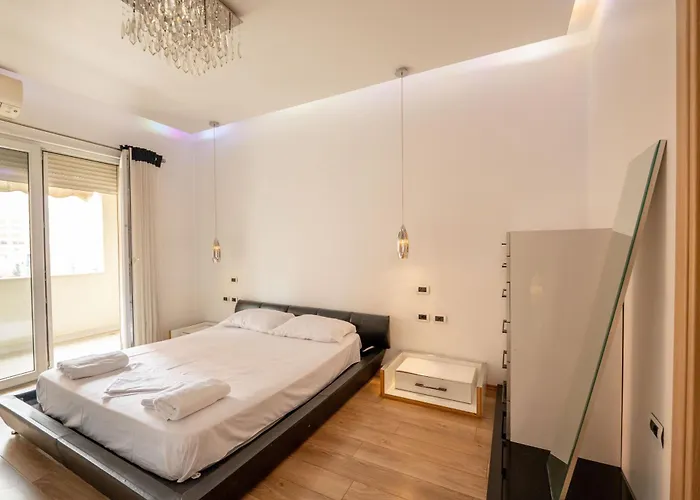 Tirent Apartment-spacious 2-bedroom In Delijorgji Tirana